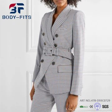 Terno de calça xadrez de mulheres